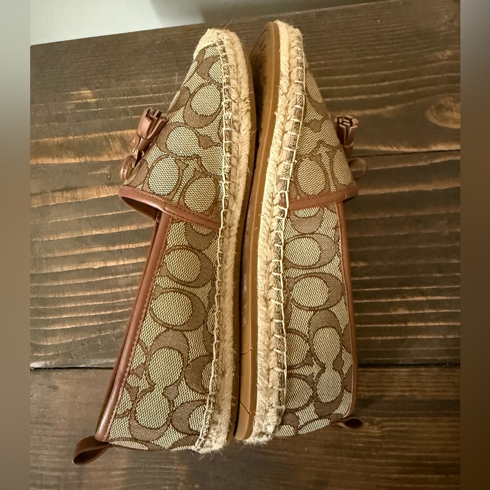 Coach Tan and Brown Monogram Loafers. Women’s size 7 1/2 $75 - Picture 4 of 4